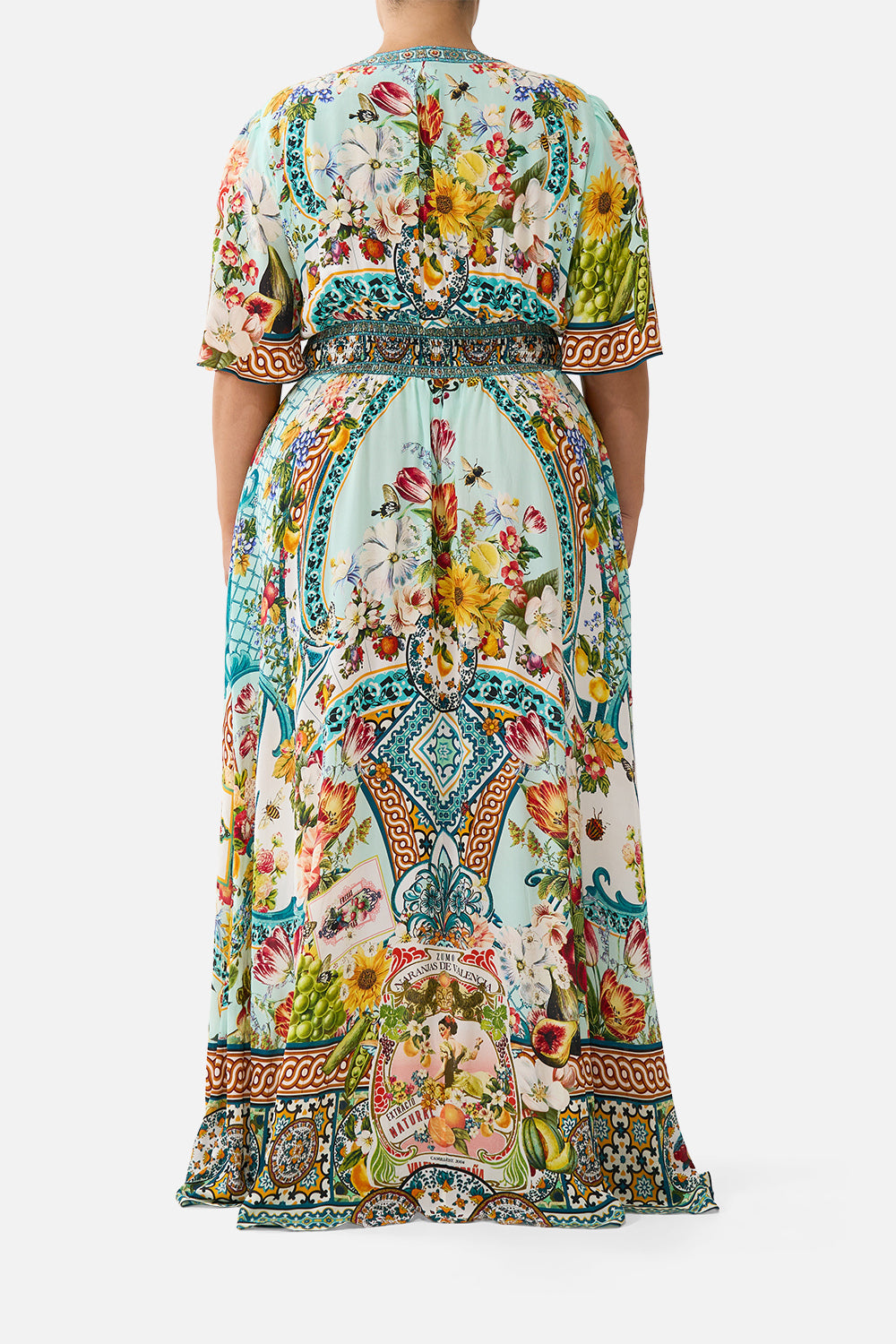 SHAPED WAISTBAND DRESS WITH FLUTTER SLEEVES MAGIC OF THE MERCADO