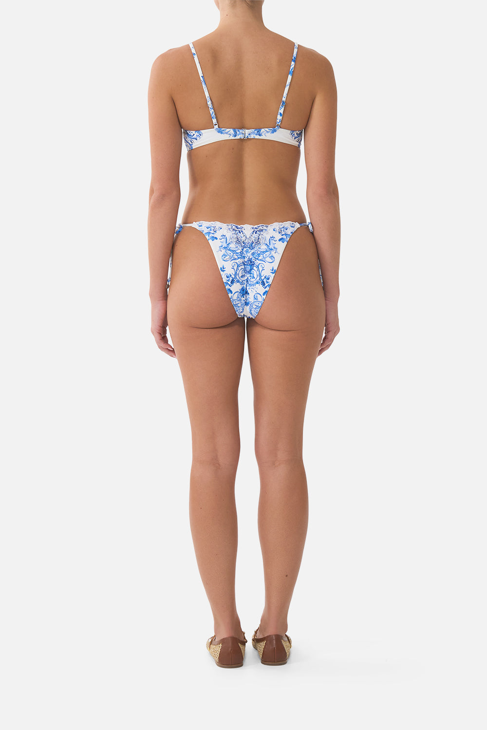 The CAMILLA CONTINUOUS UNDERWIRE MOULDED CUP BIKINI TOP CERAMIC PANORAMIC in our  print.
