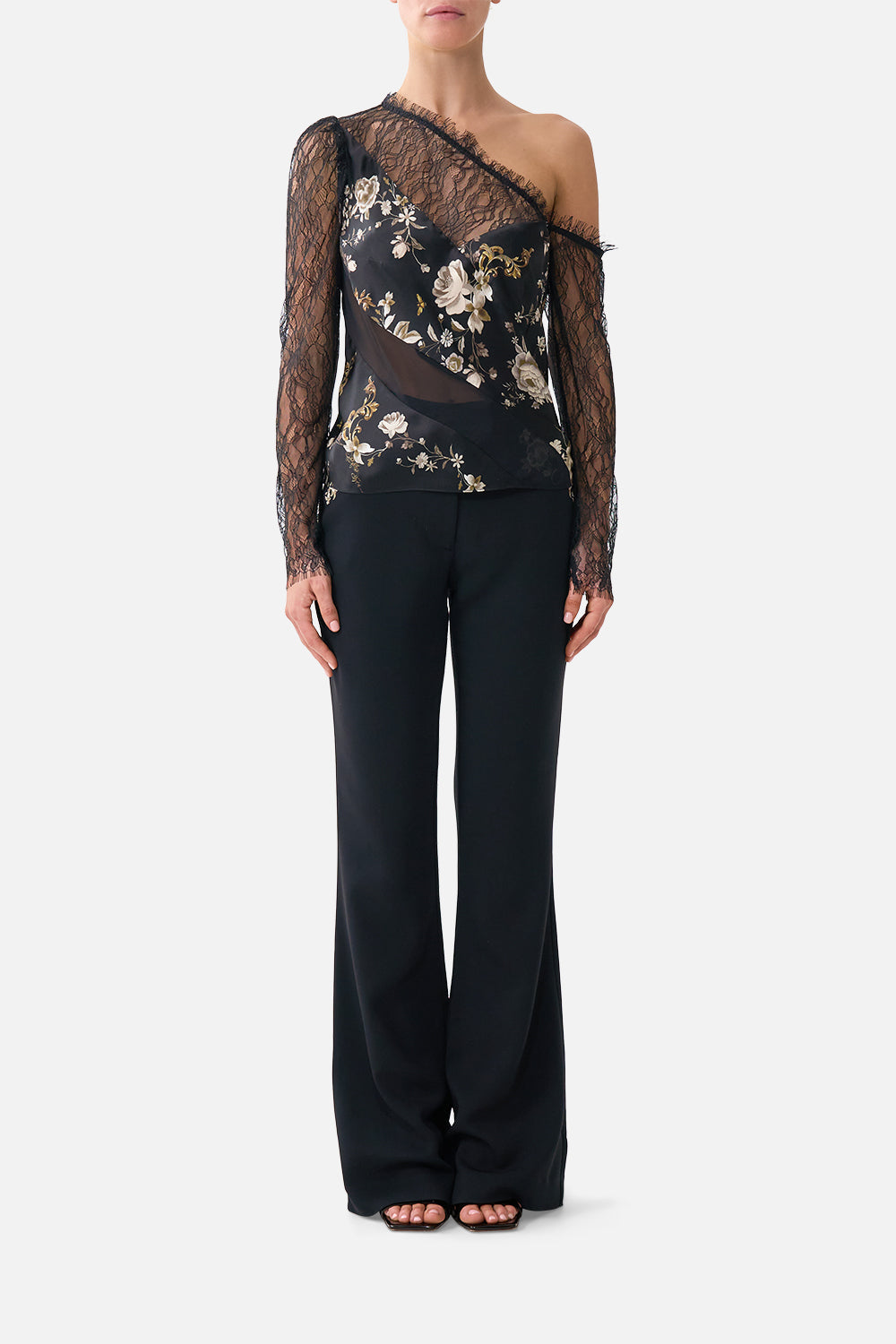 The CAMILLA flare trouser with seam detail in our print Flamenco Folklore. Front model view.
