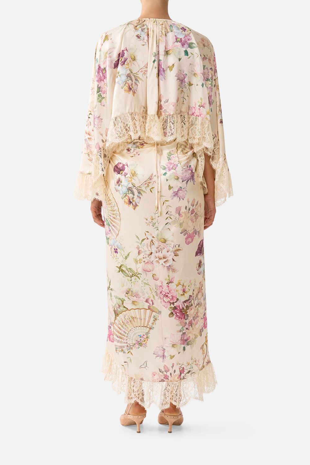 CROP RUFFLE TOP ADORNED IN ARANJUEZ