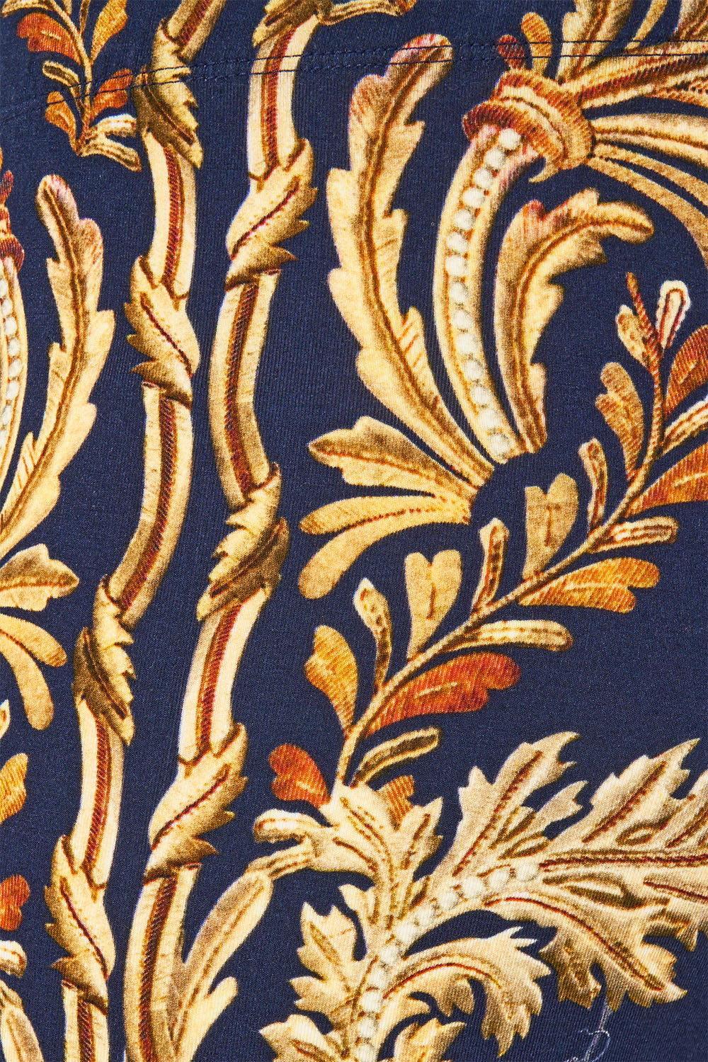 LEGGINGS CLOAKED IN BAROQUE