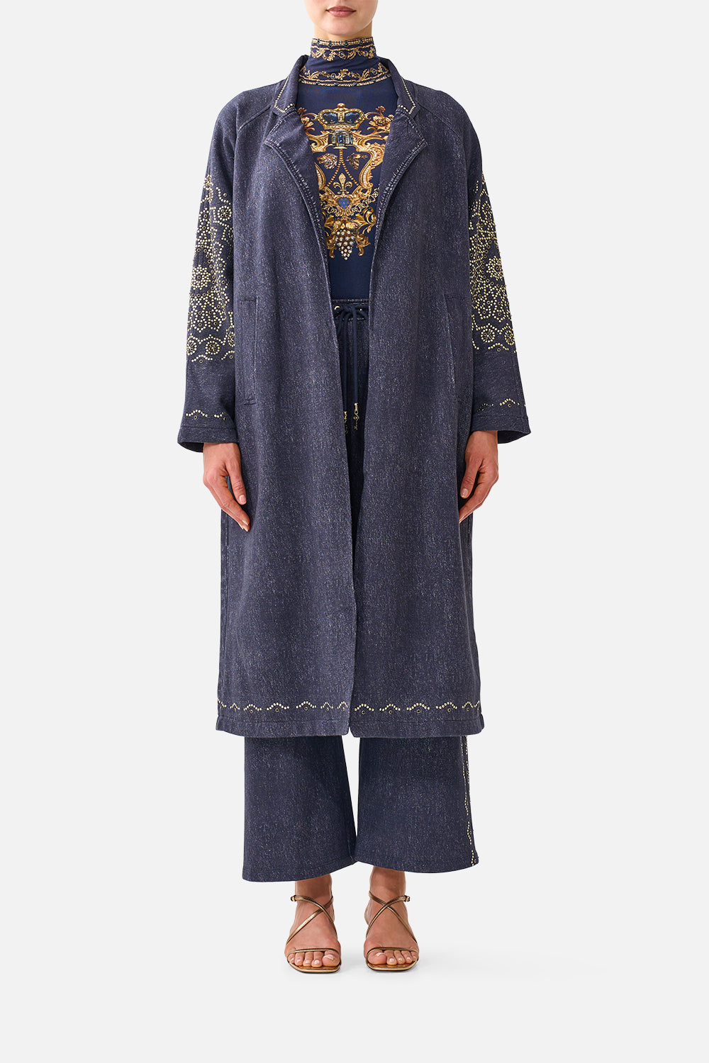 SWEAT-TRENCH COAT CLOAKED IN BAROQUE