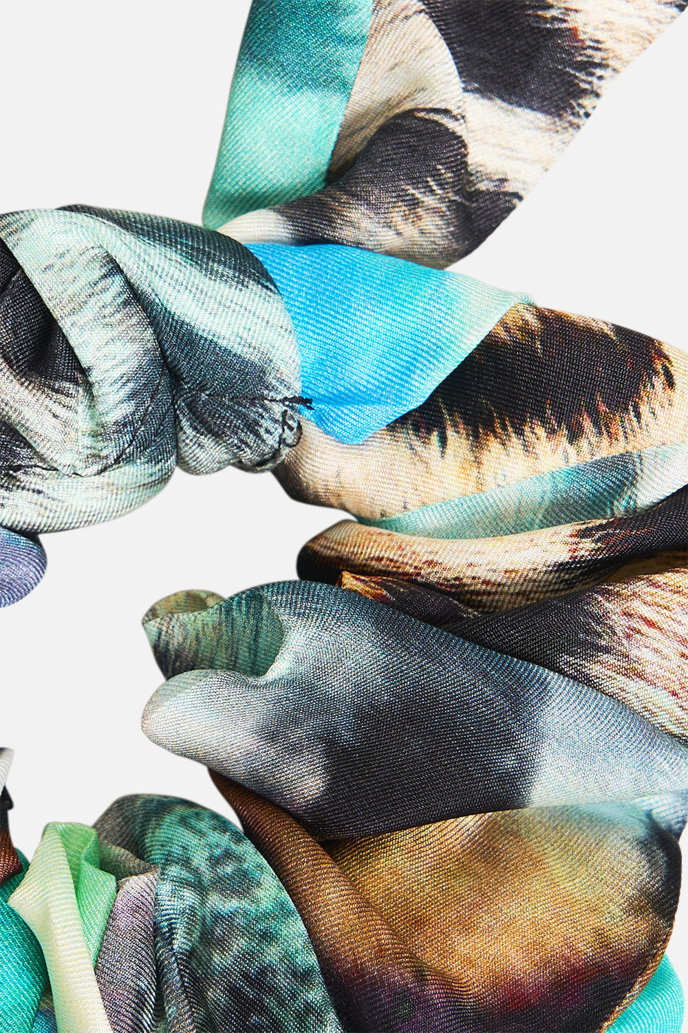 The CAMILLA SCRUNCHIE WITH TIE BUTTERFLY BOHEMIA