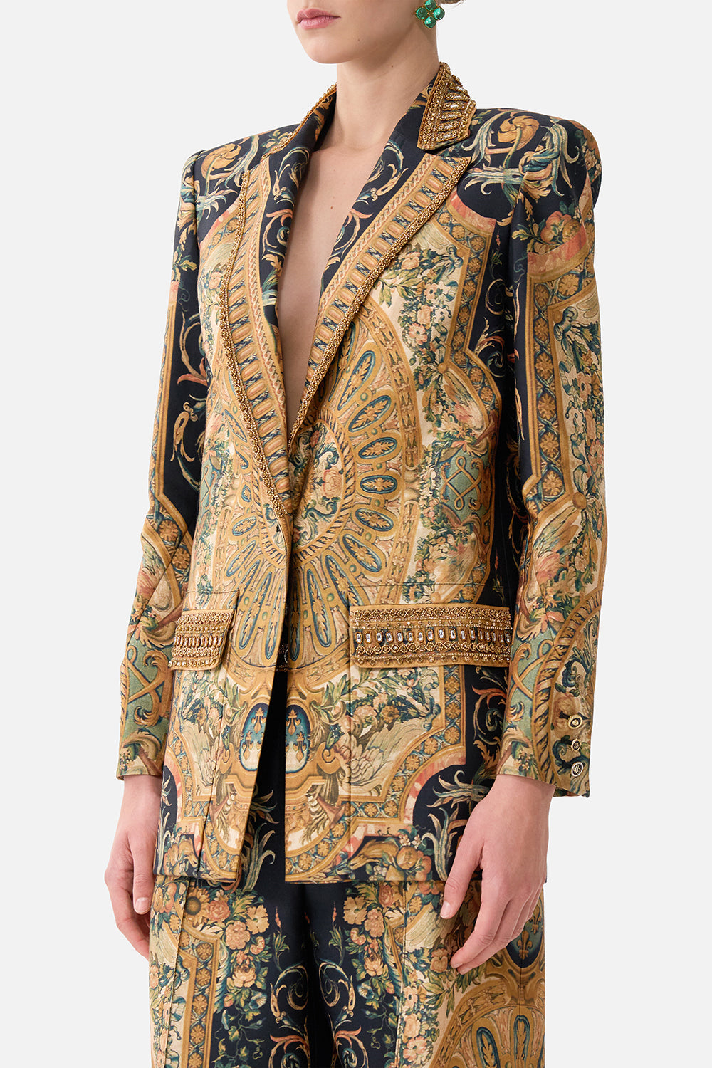 JACKET WITH POCKET DETAIL MUSEUM MEMOIRS
