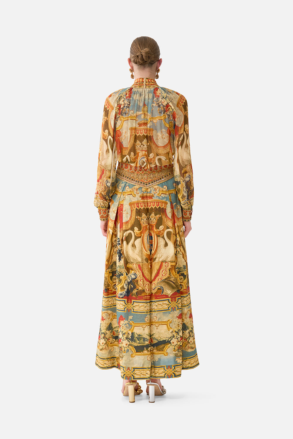 The CAMILLA DETACHABLE PUSSY BOW RAGLAN BLOUSE LIFE’S RICH TAPESTRY in our  print.