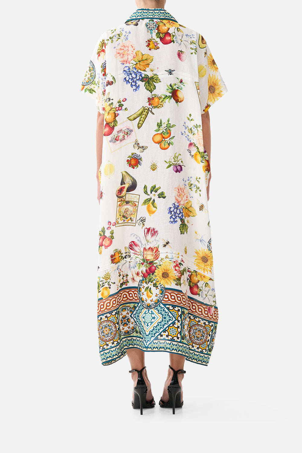 COLLARED KAFTAN WITH FRONT PLEAT DETAIL MAGIC OF THE MERCADO