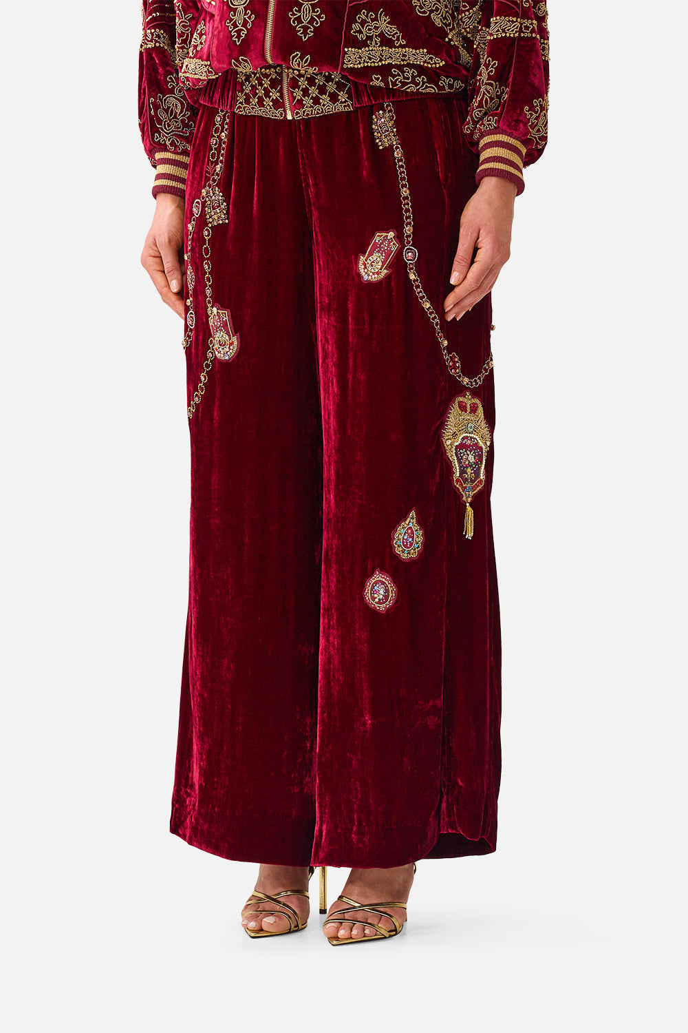 VELVET RELAXED TRACK PANT WITH SIDE PANEL CALL ME A CARRIAGE