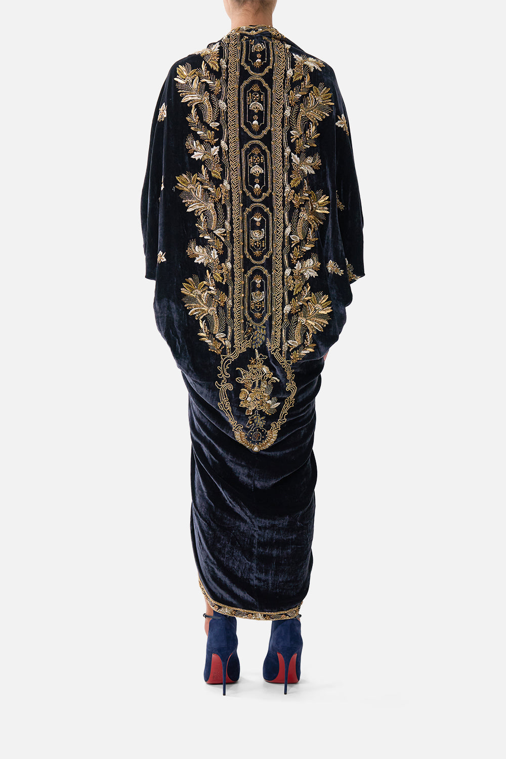 LONG V NECK KAFTAN WITH SPLIT FRONT CLOAKED IN BAROQUE