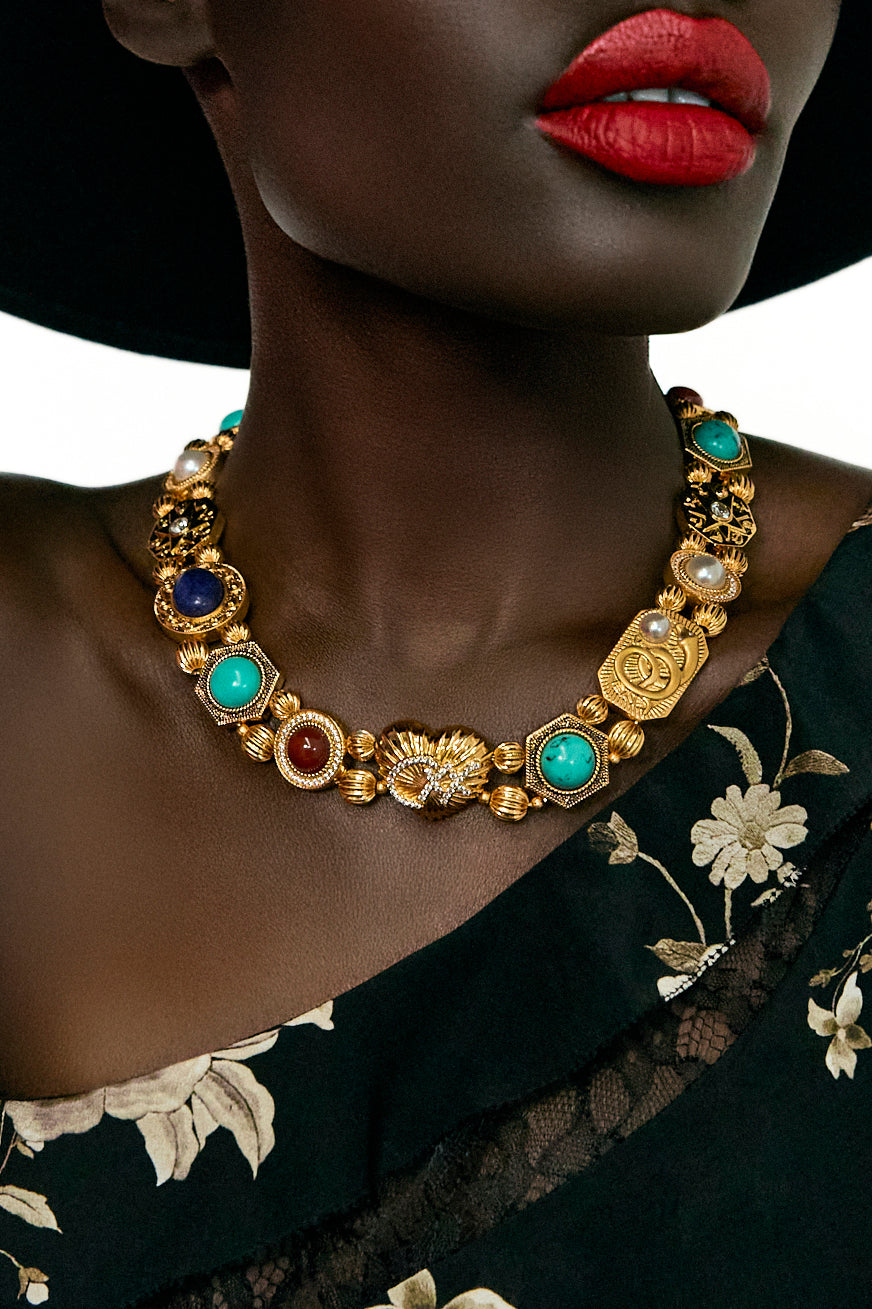 MY CAMEO ROMEO STATEMENT NECKLACE GOLD