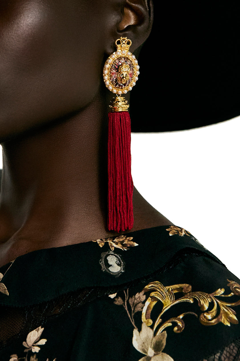 MY CAMEO ROMEO TASSEL EARRINGS GOLD