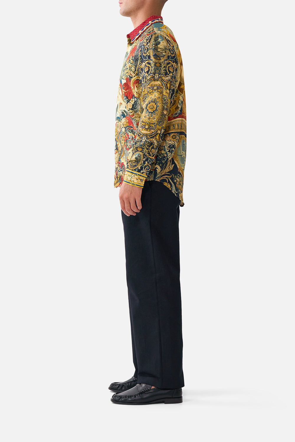 The CAMILLA LONG SLEEVE HIDDEN PLACKET SHIRT MEET ME AT THE MET in our  print.