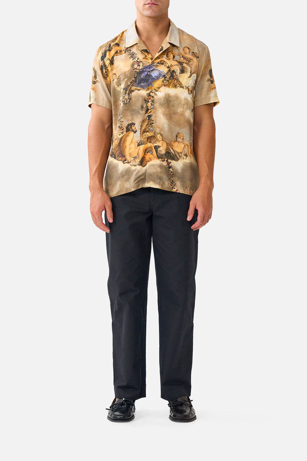 SHORT SLEEVE CAMP COLLARED SHIRT QUEEN OF BOHEMIA