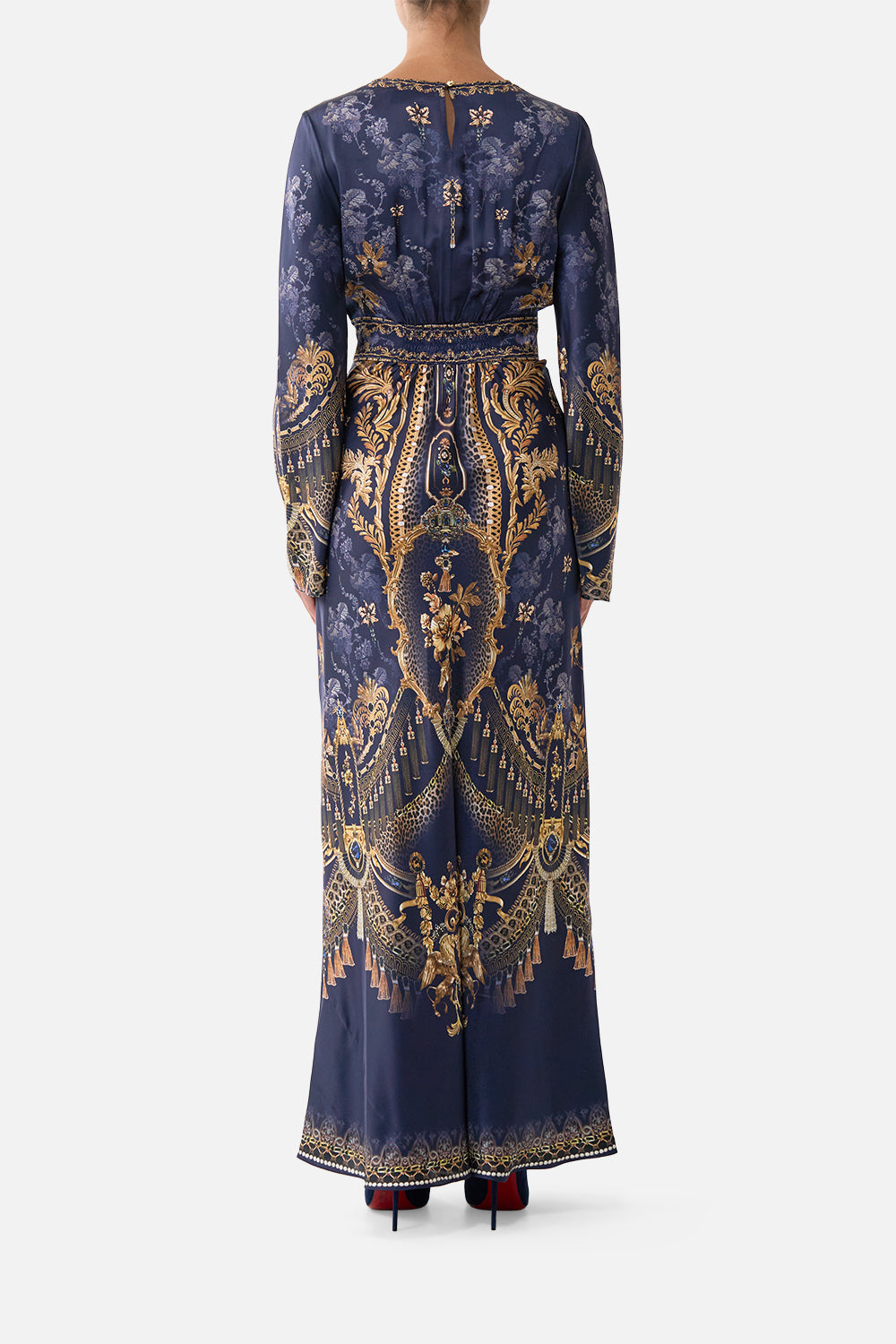 V NECK DRESS WITH FLARED SLEEVE CLOAKED IN BAROQUE