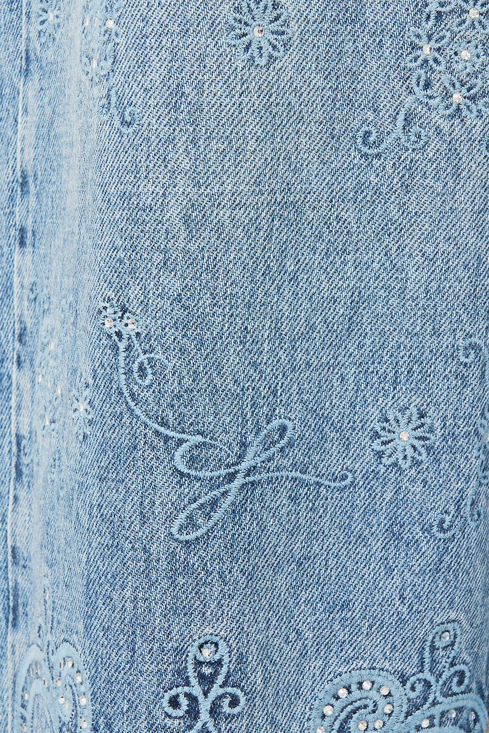 The CAMILLA MILLA GIRLFRIEND JEAN DENIM