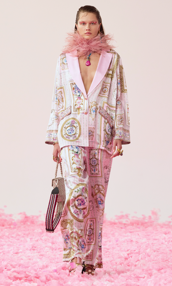 PALATIAL PASTELS