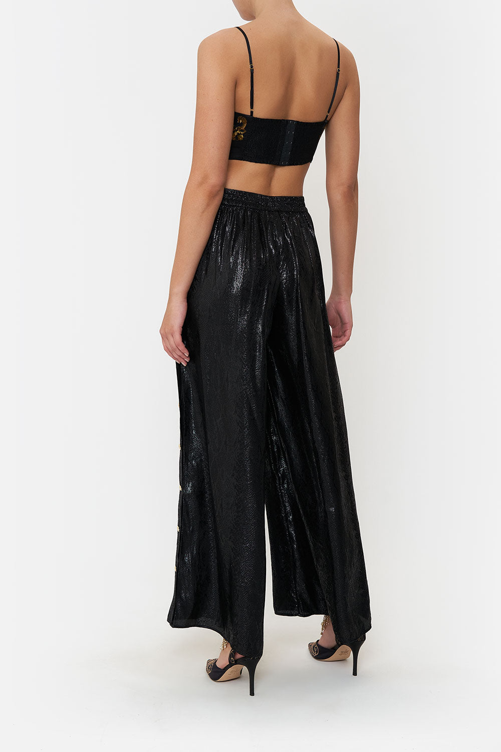 QUILTED BRALETTE SHADOWS OF ARMADA