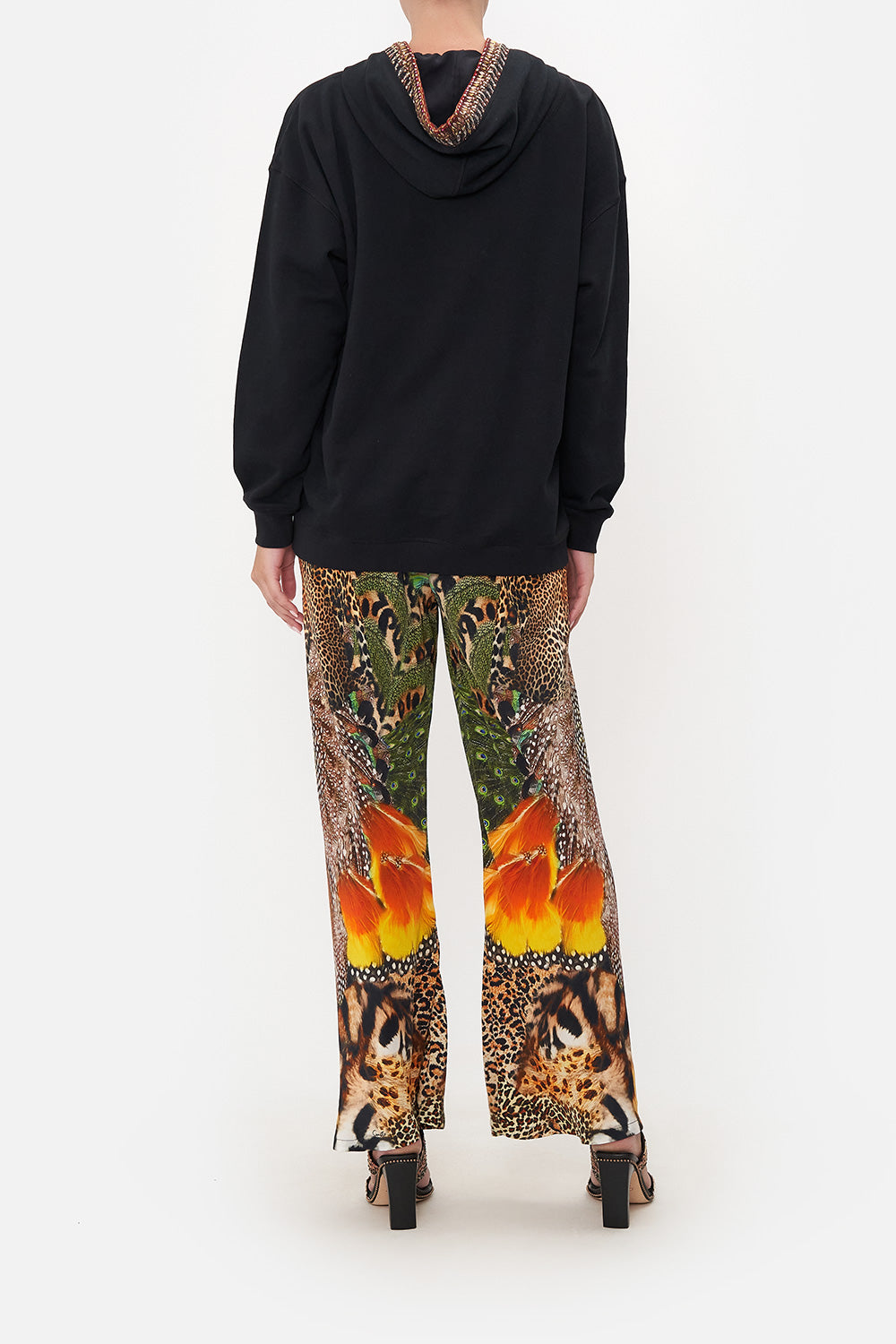 HOODY WITH POCKETS SURREALIST XANADU