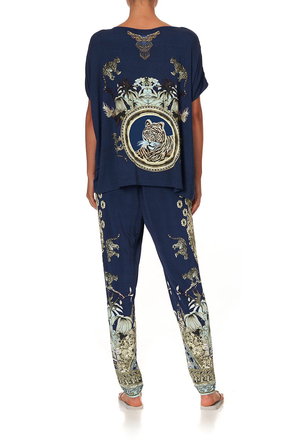 LOOSE FIT ROUND NECK TEE A LITTLE PAST TWILIGHT