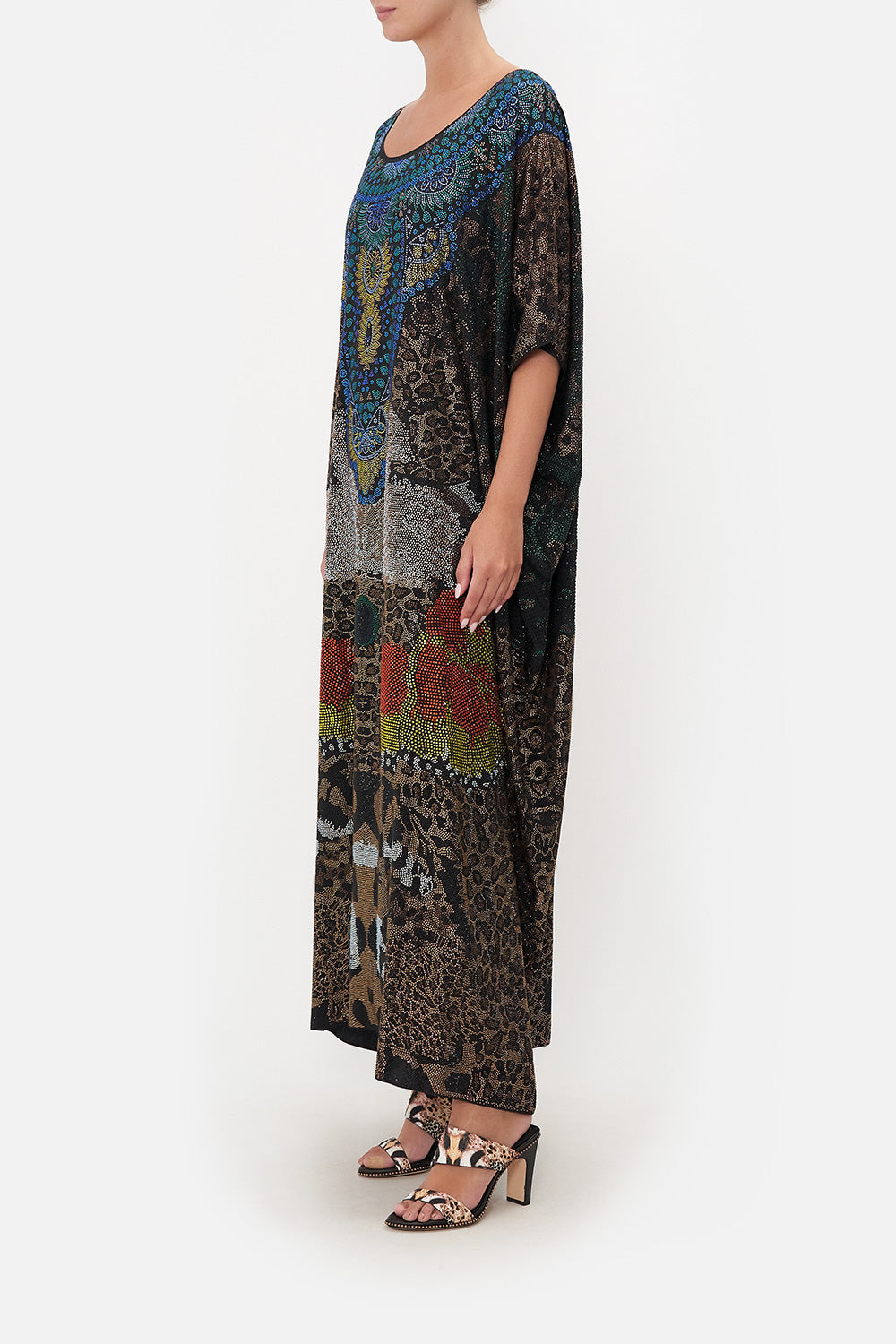 ROUND NECK KAFTAN SURREALIST XANADU