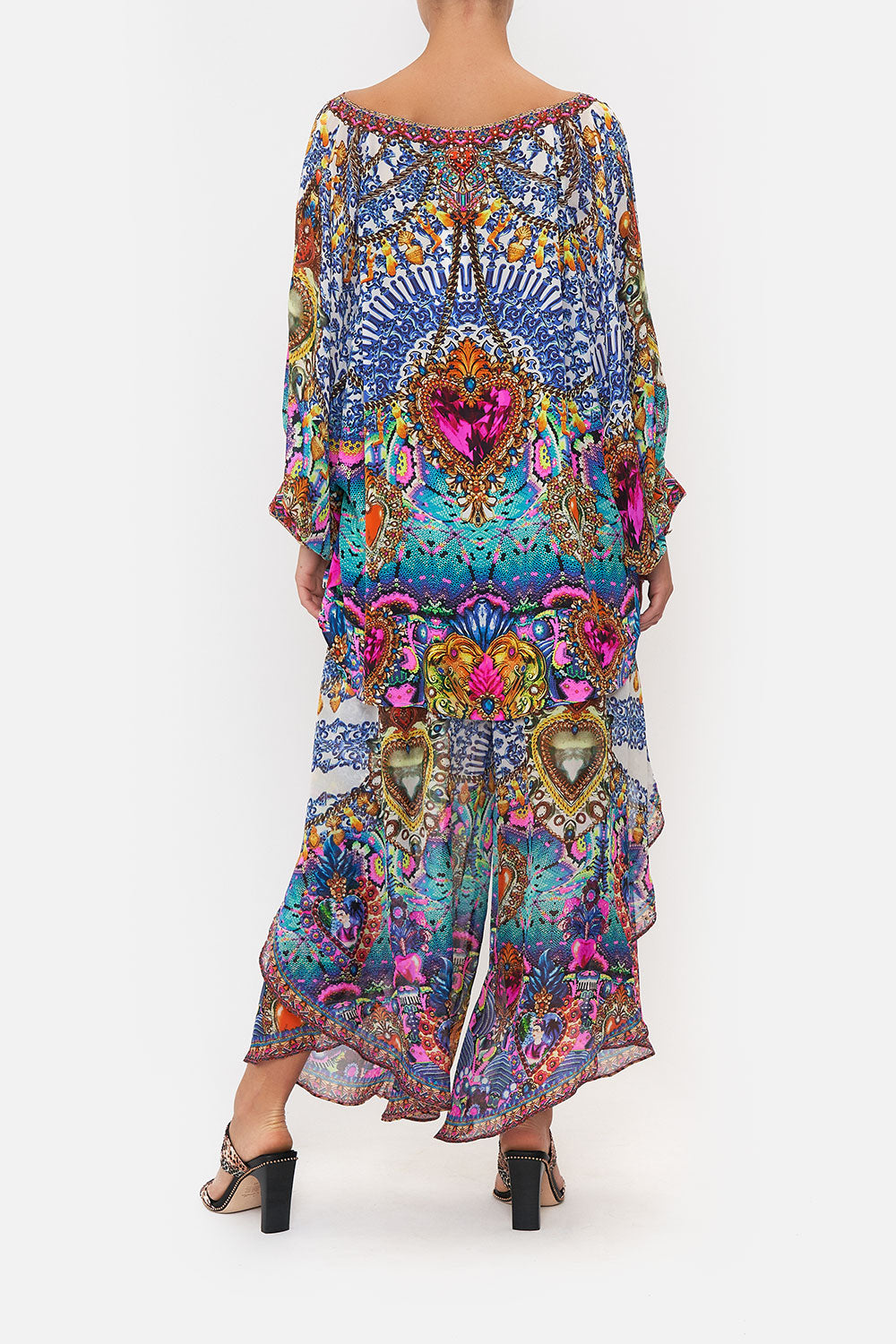 RAGLAN SLEEVE BLOUSE WITH CUFF LUCKY CHARMS