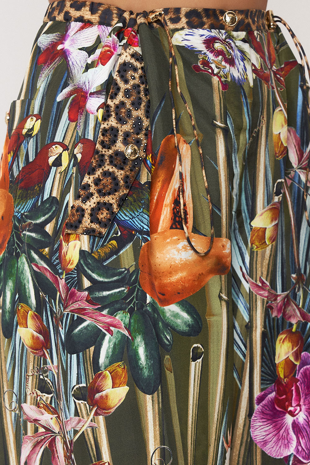 PARACHUTE PANT PASSPORT TO PARADISE