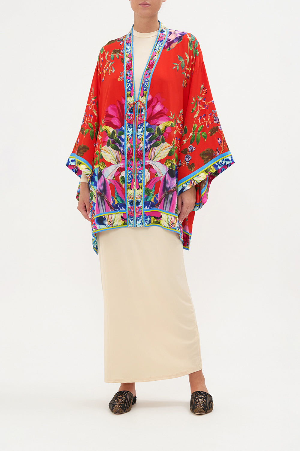 SHORT LAYER WITH NECKBAND BIRDS OF A FEATHER