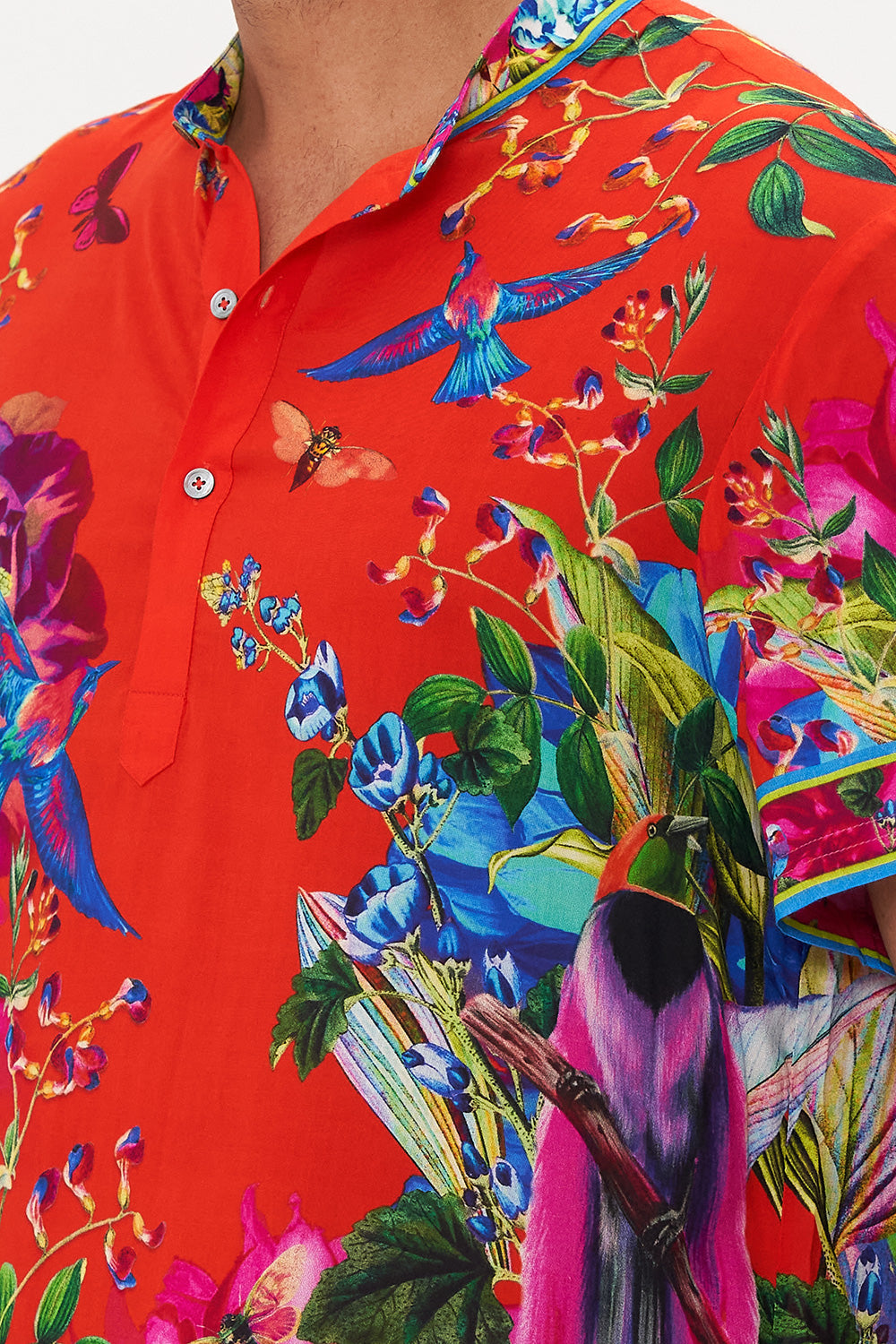 SHORT SLEEVE MANDARIN SHIRT BIRDS OF A FEATHER