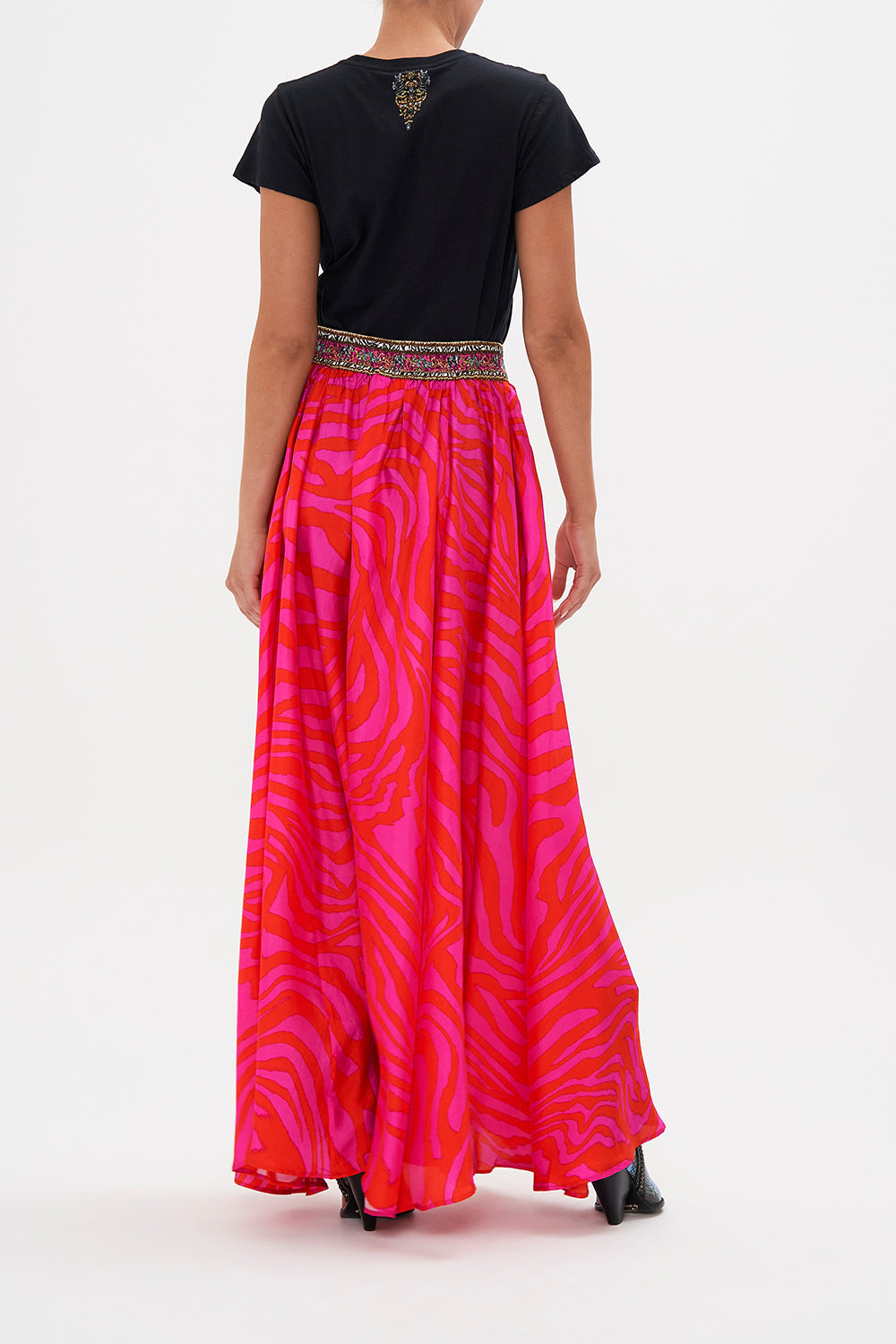 SLIM FIT ROUND NECK T-SHIRT ZEBRA ZONE