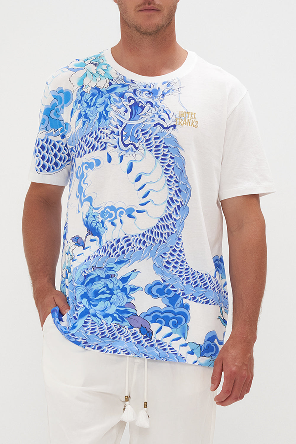 RELAXED FIT TEE HEART OF A DRAGON