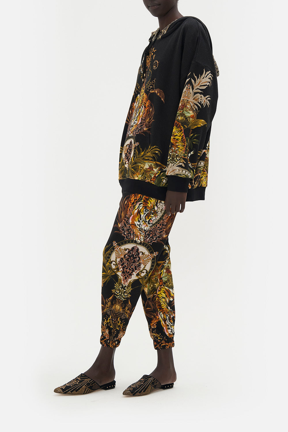 OVERSIZE BOYFRIEND HOODIE THE QUEENS KING