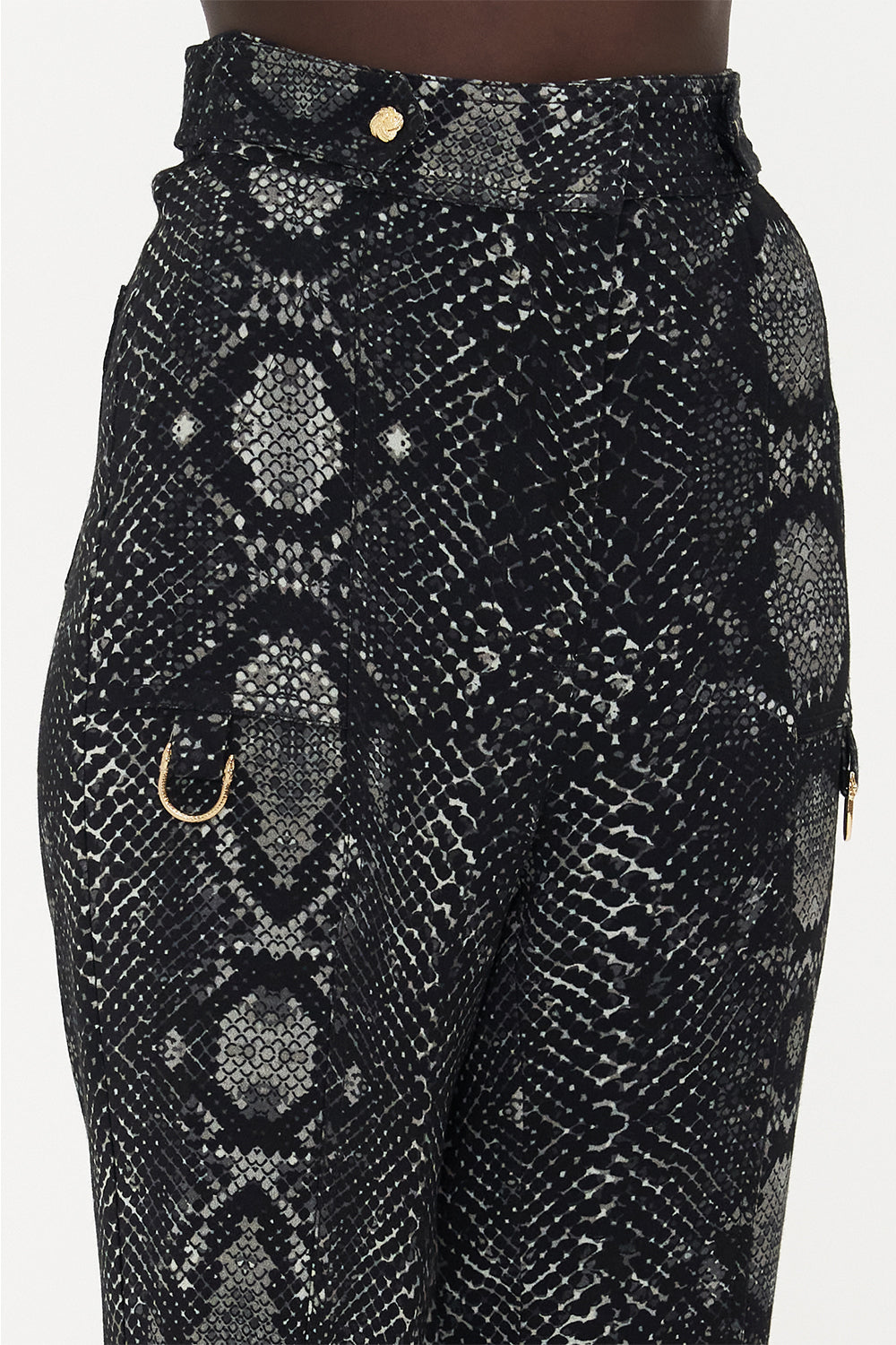 FLARE WITH D-RING DETAIL WILD HORSES