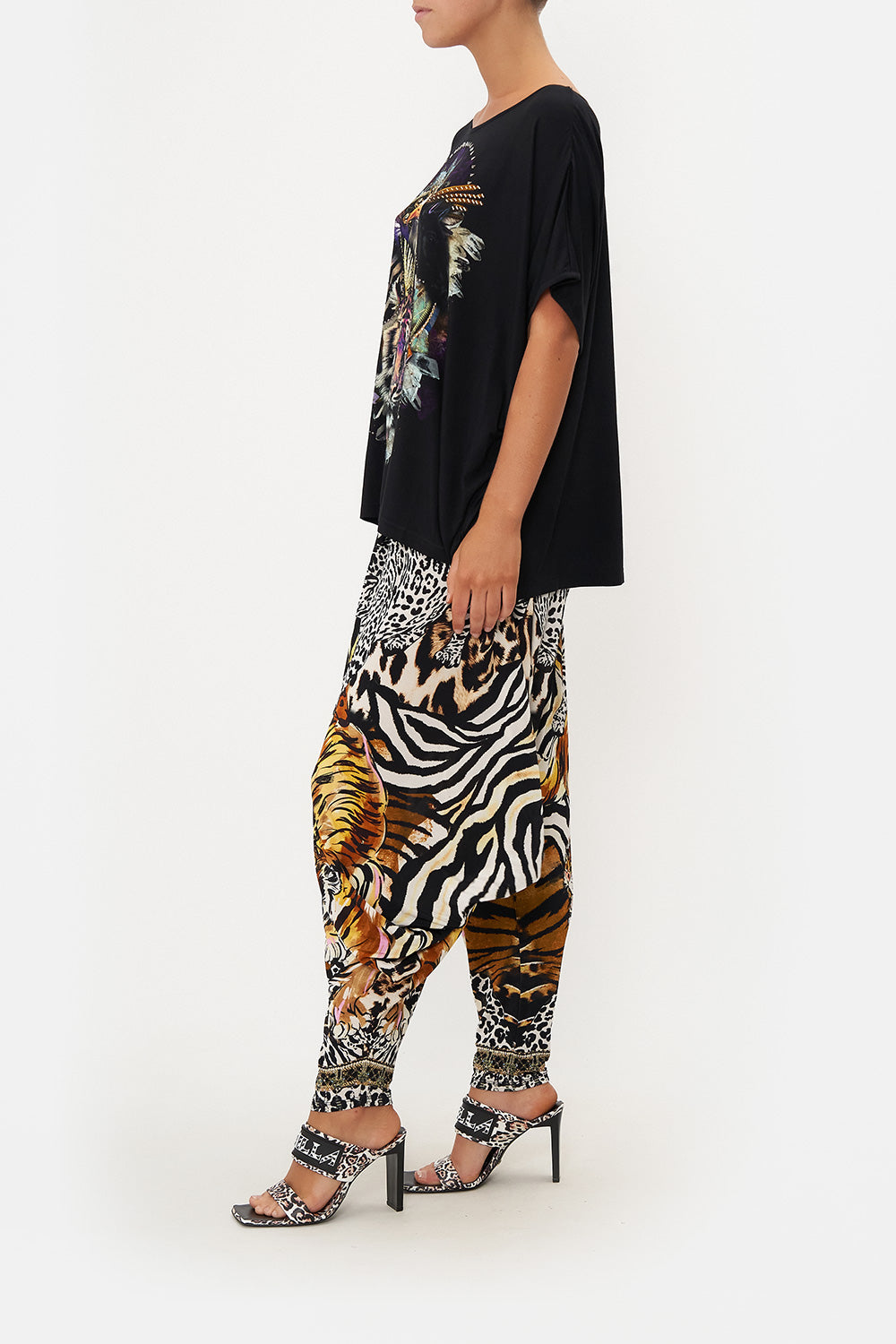 LOOSE FIT ROUND NECK TEE WHATS NEW PUSSYCAT