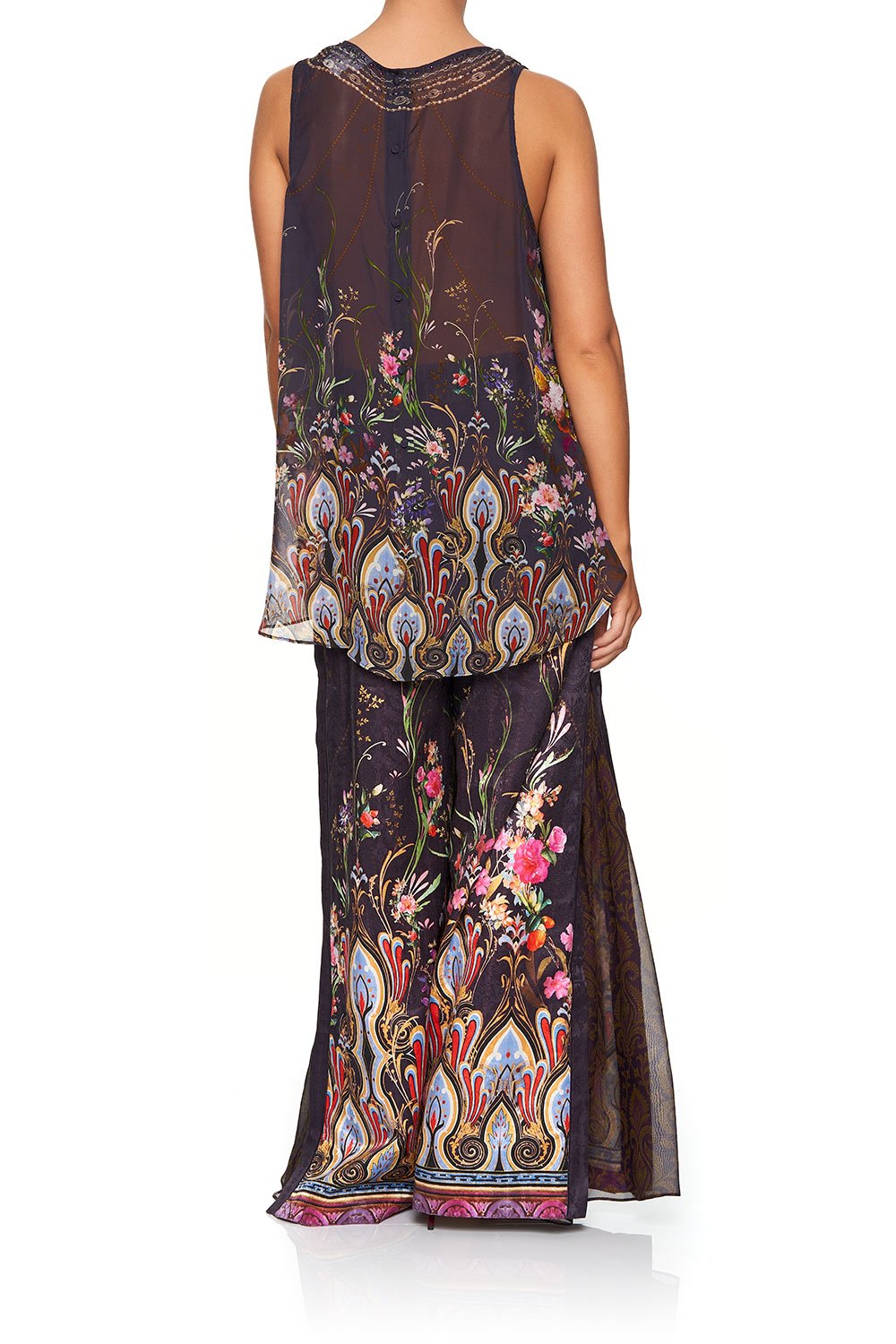 CAMILLA BUTTON BACK TOP WILD FLOWER