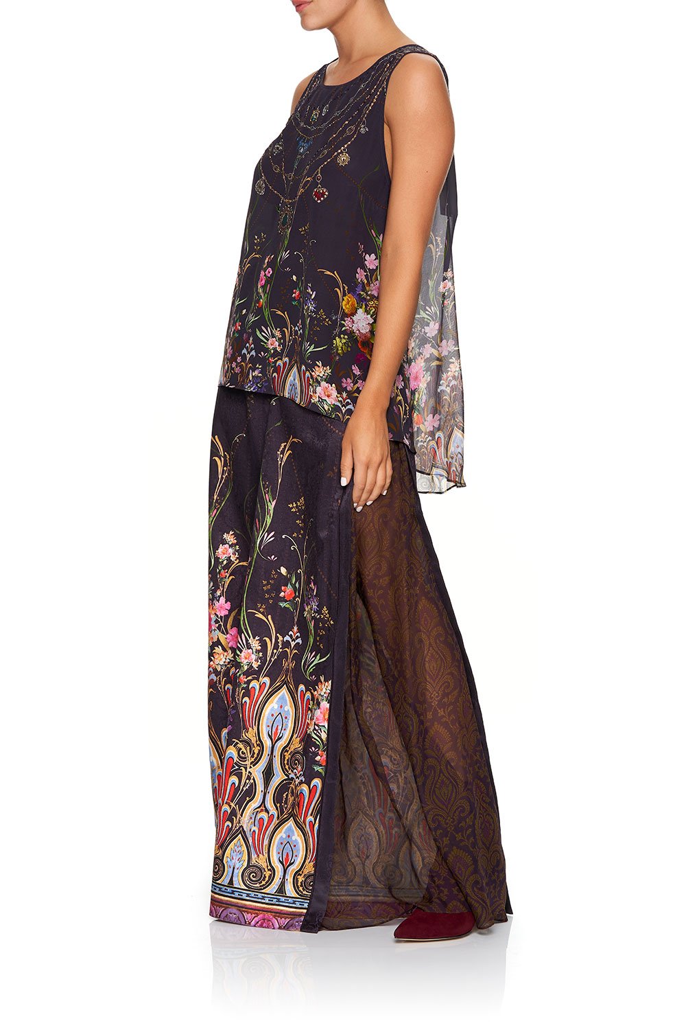 CAMILLA BUTTON BACK TOP WILD FLOWER