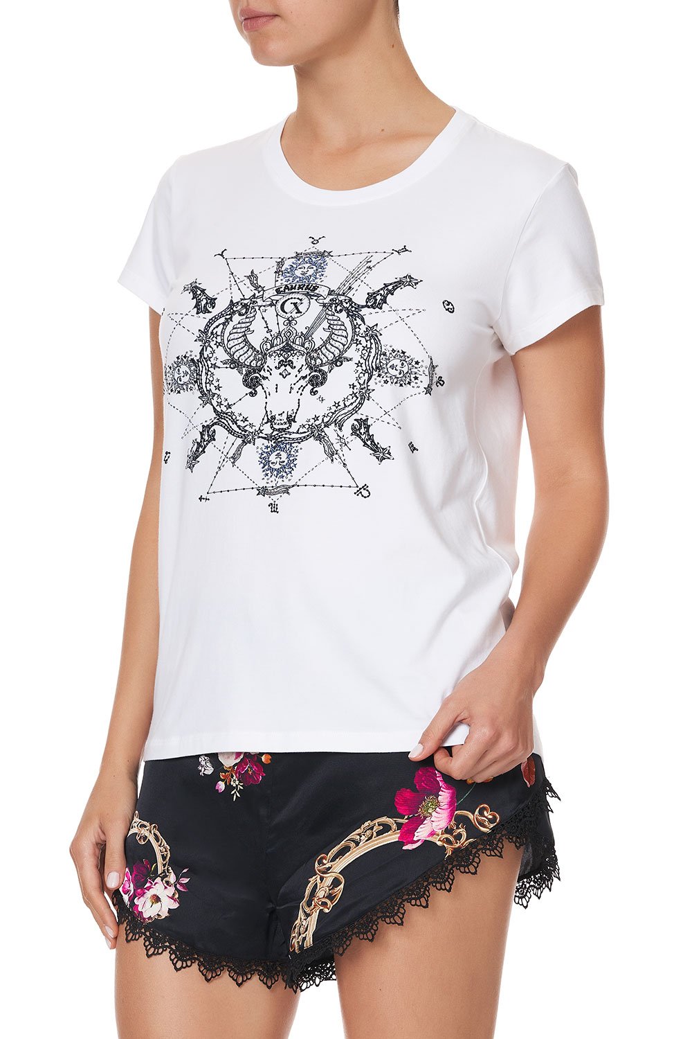 CURVED HEM FITTED TEE TAURUS