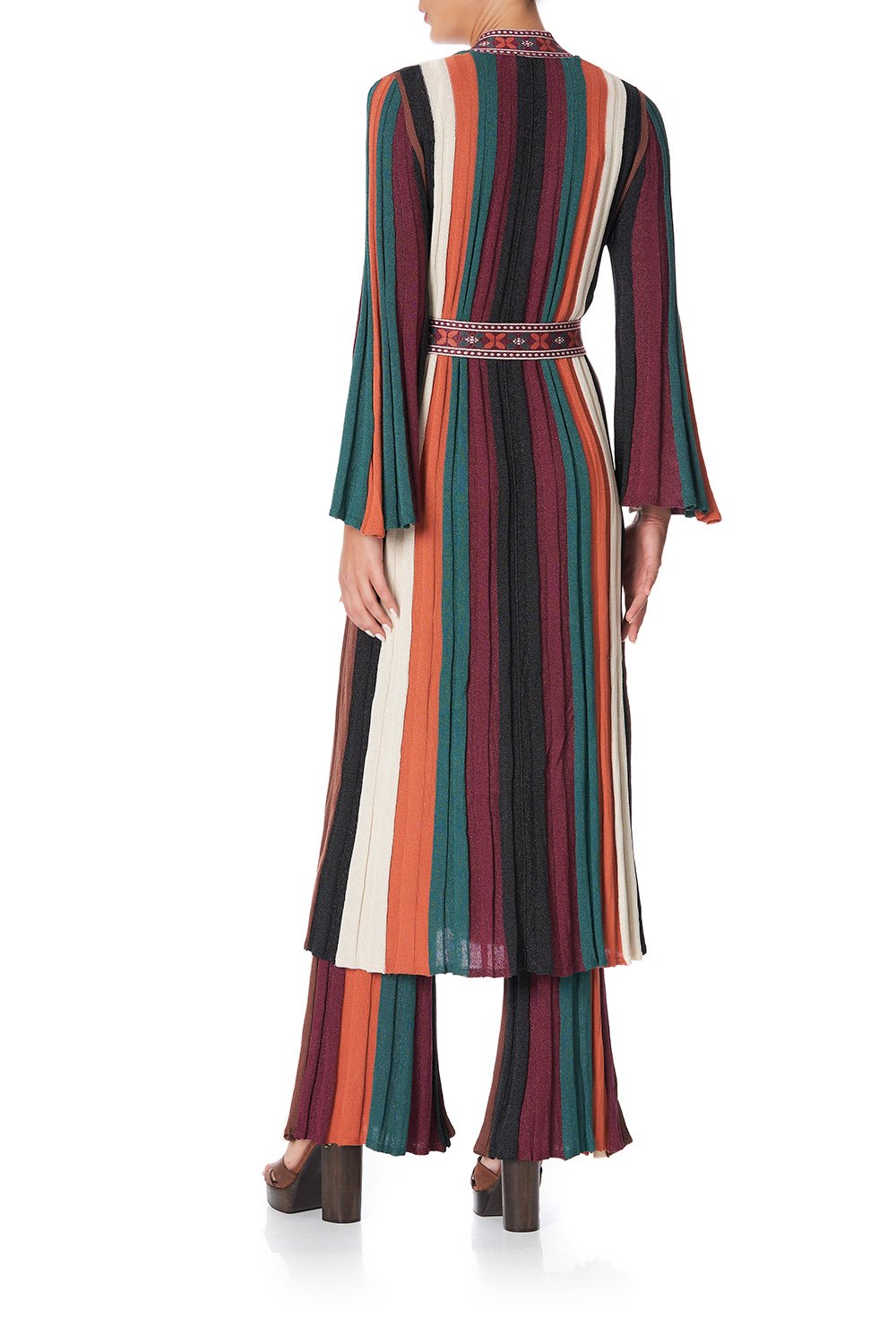 FLARED SLEEVE KNIT ROBE PAVED IN PAISLEY