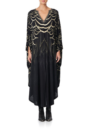 JERSEY LONG KAFTAN WITH ROUNDED HEM UNDER A FULL MOON
