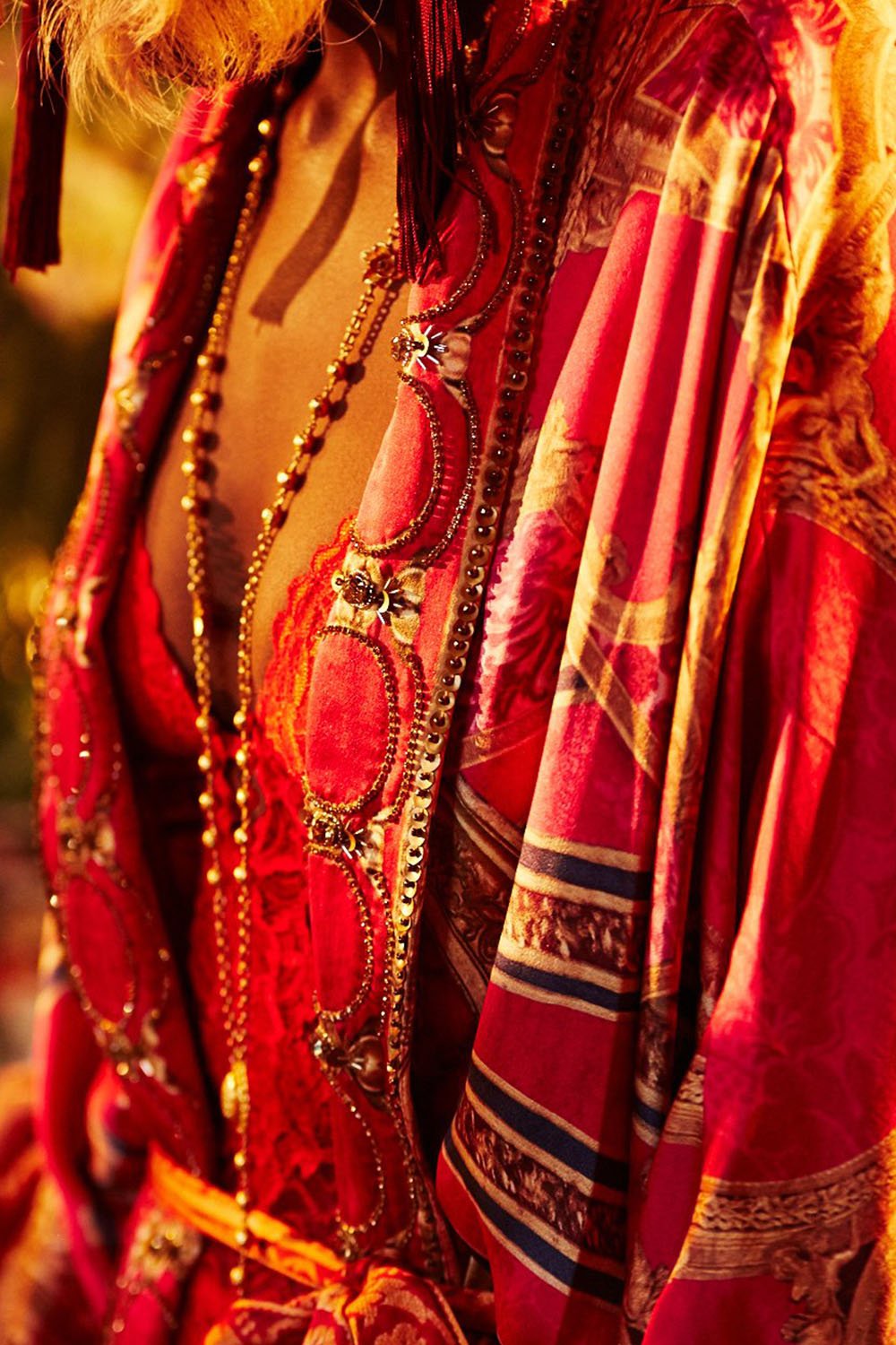 LONG ROBE WITH NARROW COLLAR LOUNGE HOUR