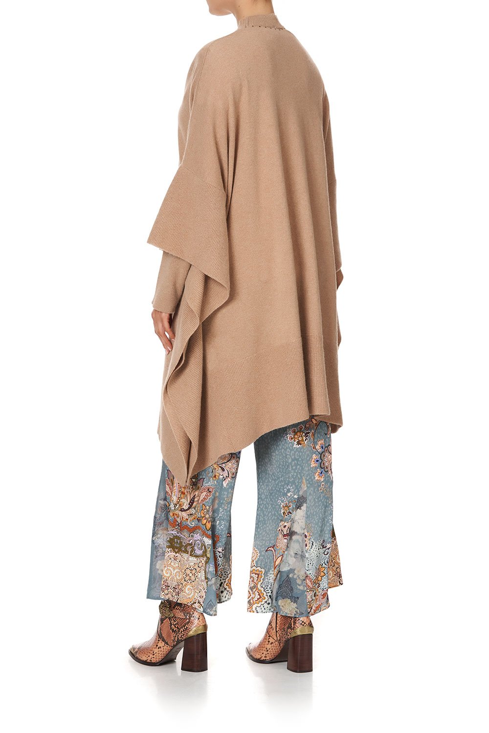OVERSIZED PATCH POCKET CARDIGAN LE PALAIS DU ZAHIR