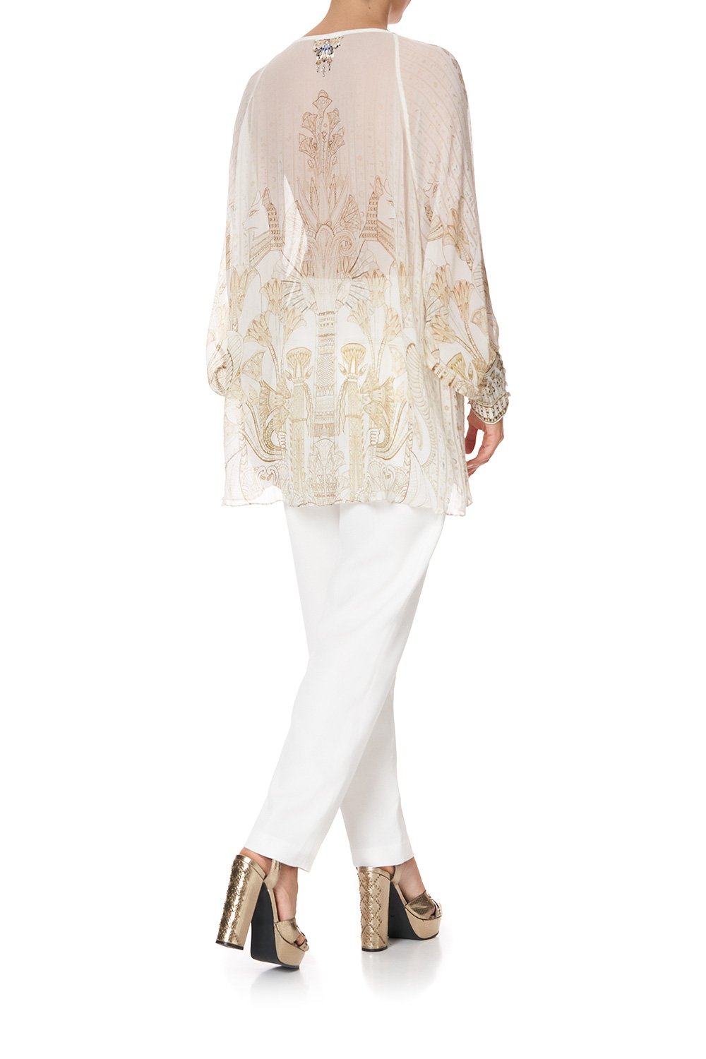 RAGLAN SLEEVE BUTTON UP TOP THE QUEENS CHAMBER