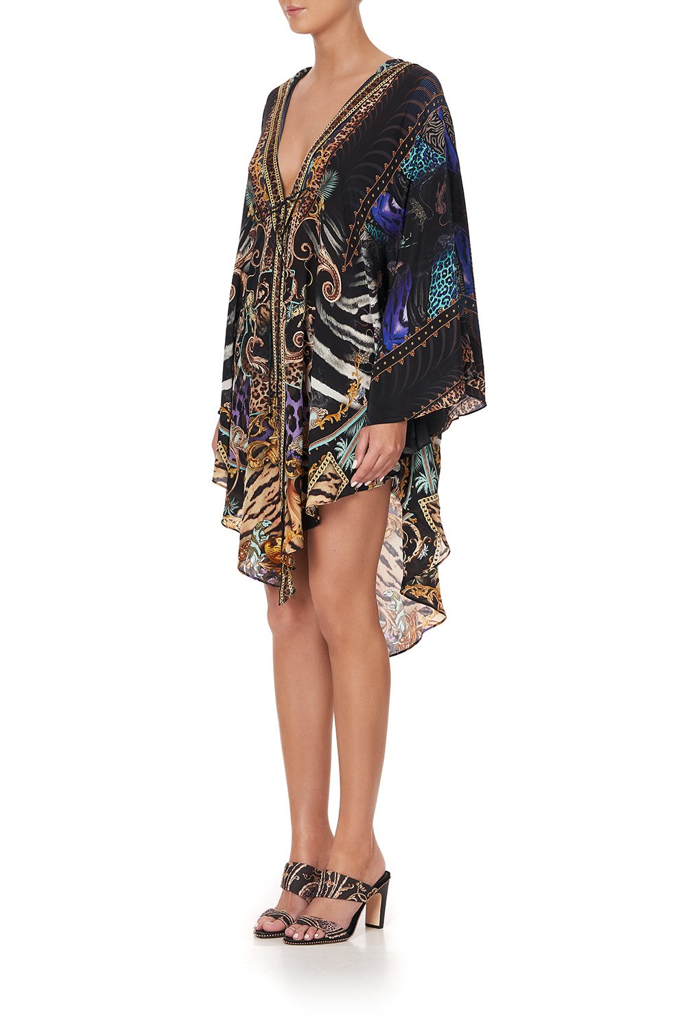 SHAPED HEM LAYER WITH HOOD SHES GOT GRACE