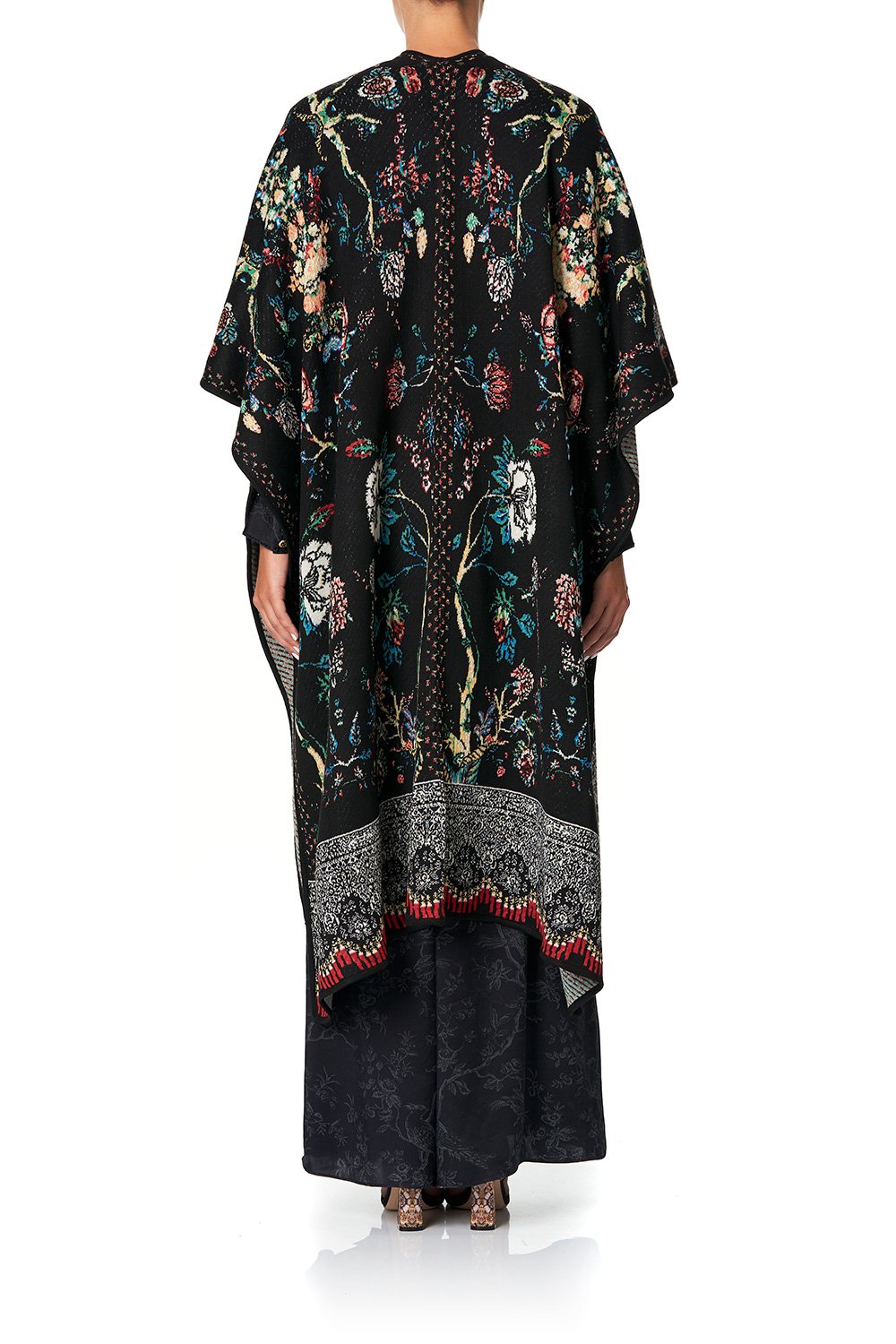 CAMILLA THROW OVER PONCHO HAUTE PROVINCIAL