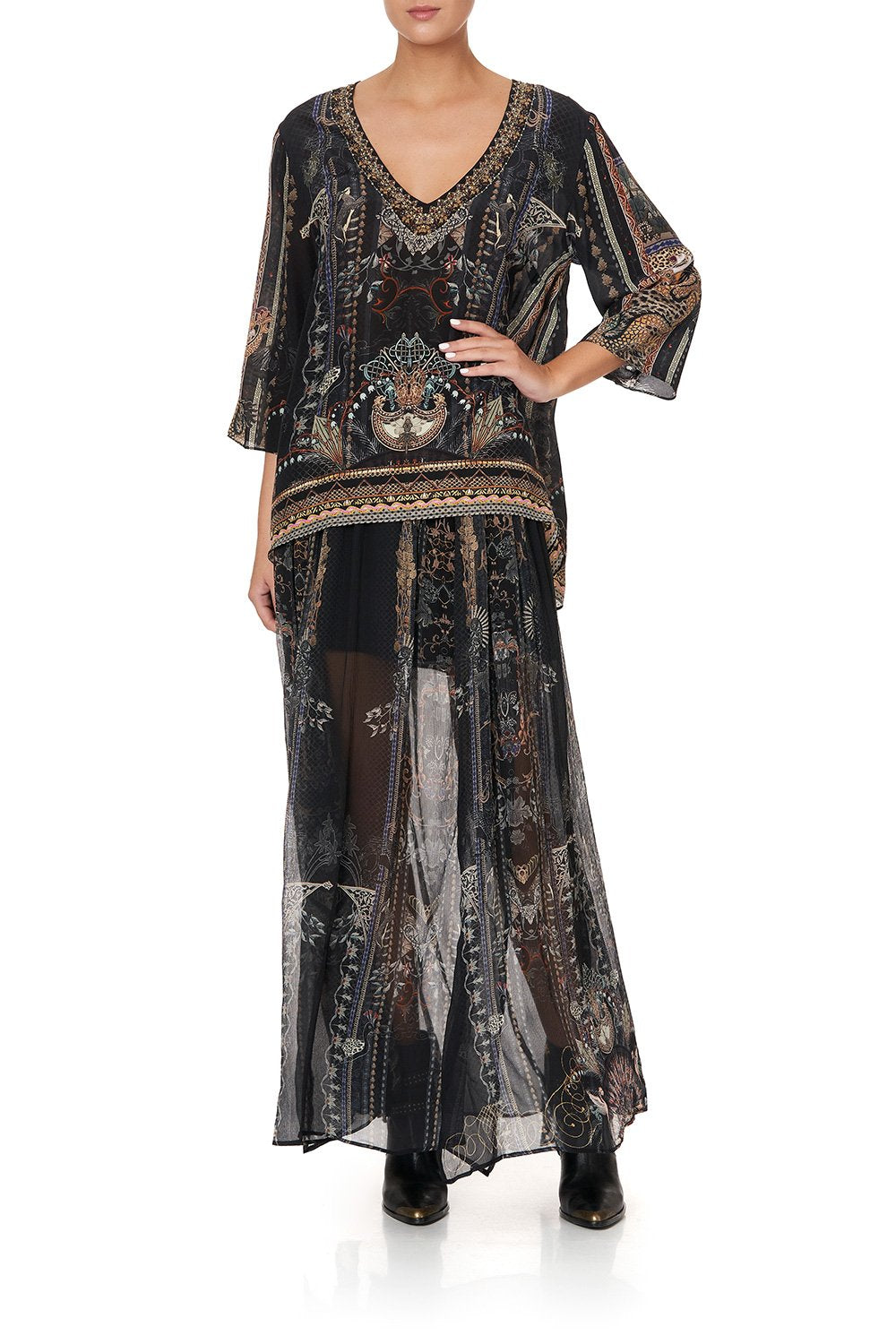 V-NECK OVERSIZED BLOUSE SON OF SEVEN QUEENS