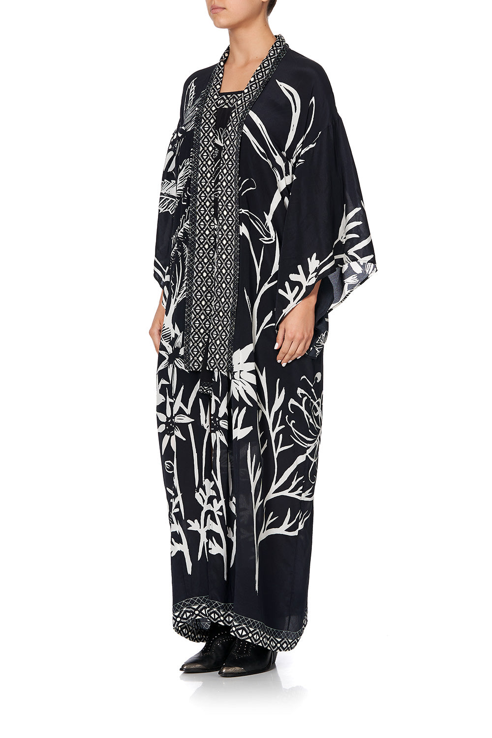KIMONO COAT BOTANICAL BANDITS