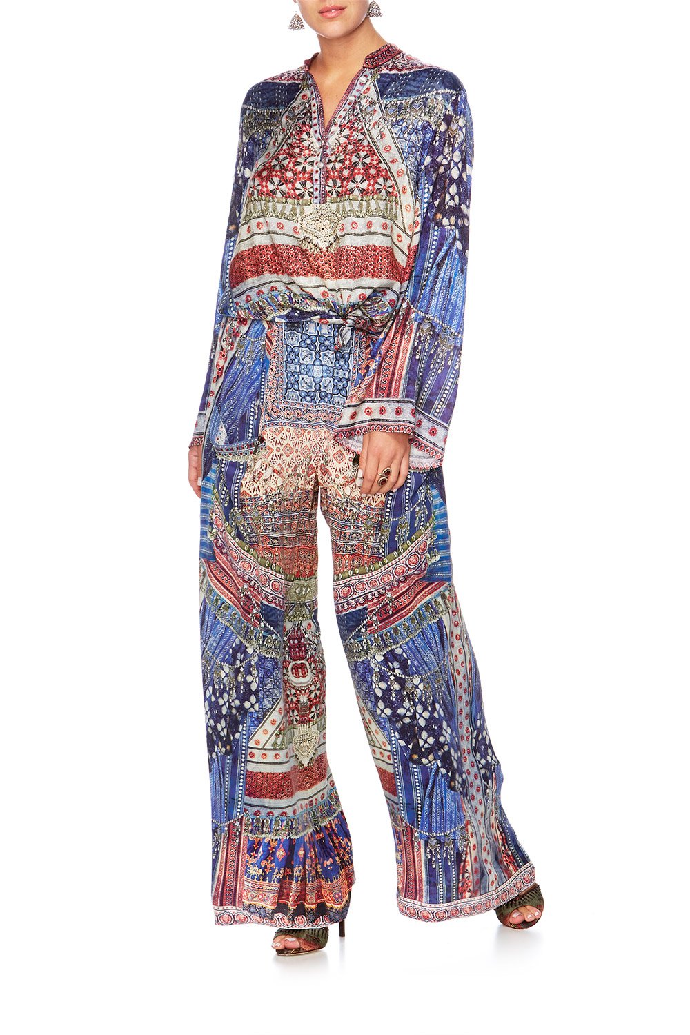 OVERNIGHT BAG WIDE SLEEVE BUTTON UP BLOUSE