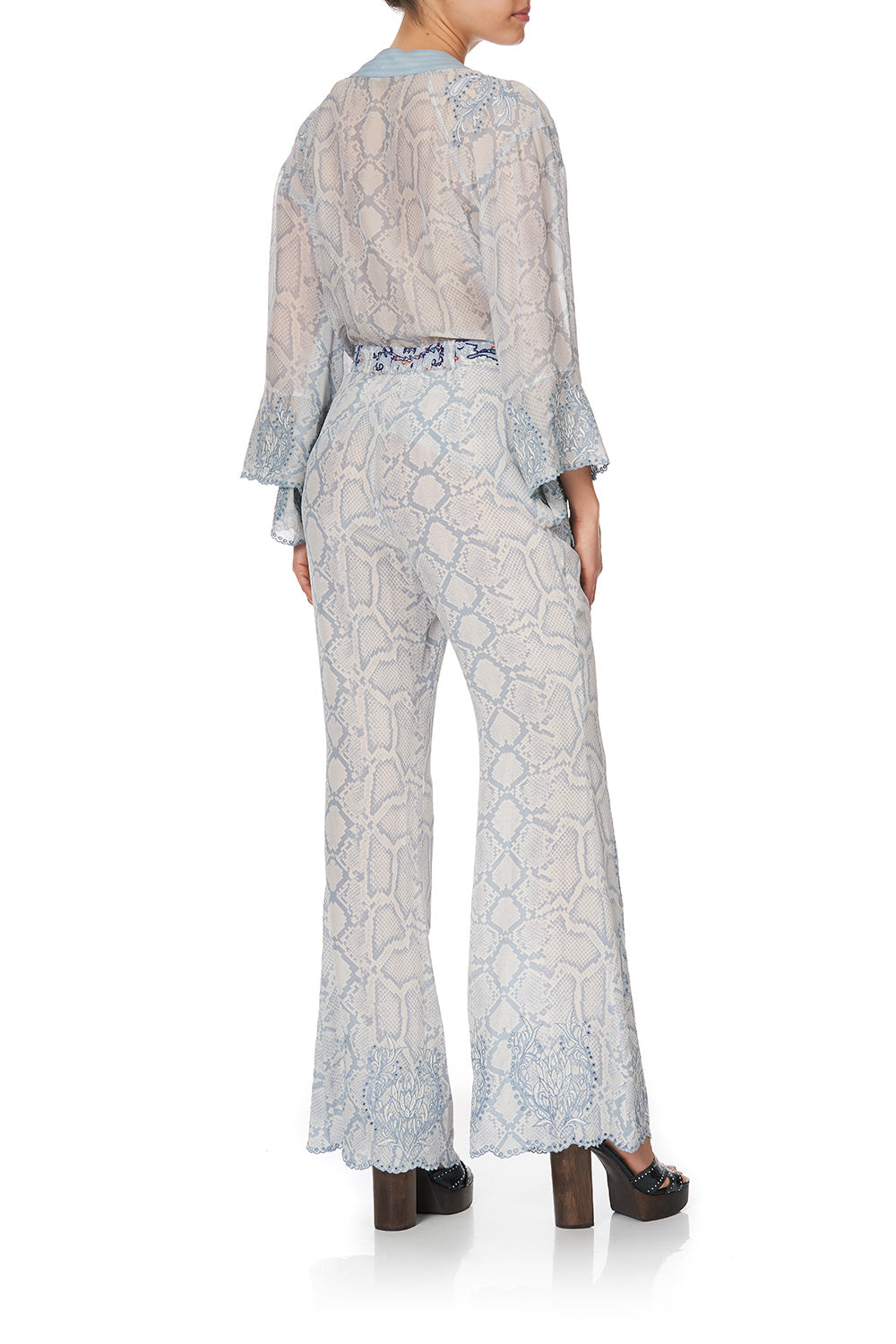 SOFT FLARE BUSH DIAMOND